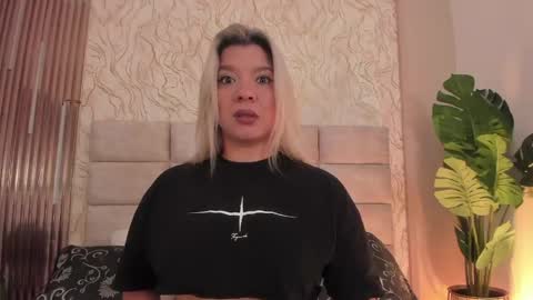 Snapshot of gaia_stonne chatting on 8, 4, 2026 gaia_stonne online show from 8, 4, 2026