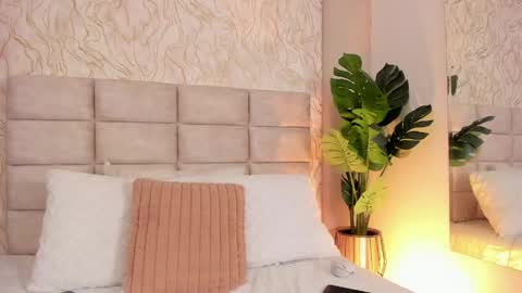Snapshot of gaia_stonne chatting on 23, 4, 2026 gaia_stonne online show from 23, 4, 2026
