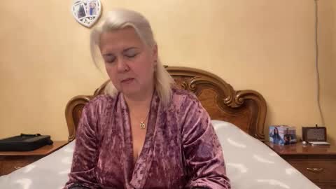 Snapshot of galatea_2025 chatting on 19, 10, 2025 galatea_2025 online show from 19, 10, 2025