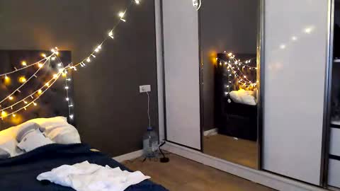 My name Lou 3 online show from 16, 12, 2025