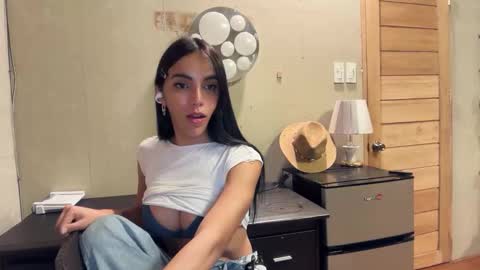 Snapshot of galileii chatting on 12, 10, 2025 galileii online show from 12, 10, 2025