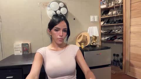 Snapshot of galileii chatting on 3, 12, 2025 galileii online show from 3, 12, 2025