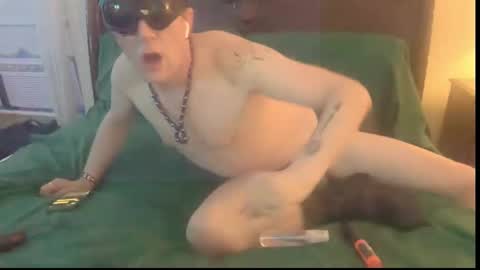 Snapshot of gallowsjackirl chatting on 16, 10, 2025 gallowsjackirl online show from 16, 10, 2025