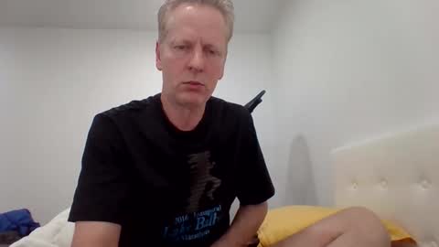 Snapshot of gamerboy200 chatting on 14, 5, 2026 gamerboy200 online show from 14, 5, 2026