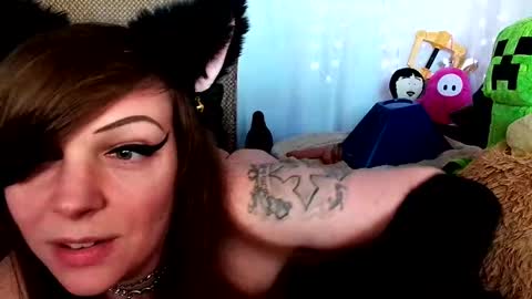 GamerGirlRoxy online show from 28, 2, 2025