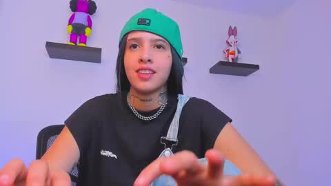 Snapshot of gangster_girl chatting on 8, 3, 2025 GANG online show from 8, 3, 2025