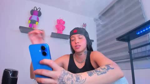 Snapshot of gangster_girl chatting on 12, 11, 2025 GANG online show from 12, 11, 2025