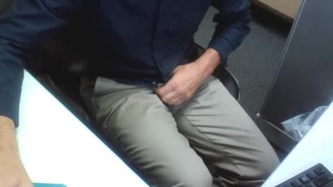 Snapshot of gardensman_561 chatting on 6, 11, 2025 Panty Lover online show from 6, 11, 2025