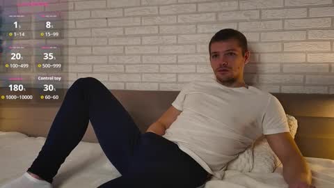 Snapshot of garettvosss chatting on 18, 10, 2025 Gared online show from 18, 10, 2025