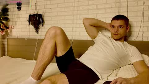 Snapshot of garettvosss chatting on 3, 11, 2025 Gared online show from 3, 11, 2025