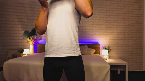 Snapshot of garettvosss chatting on 15, 11, 2025 Gared online show from 15, 11, 2025