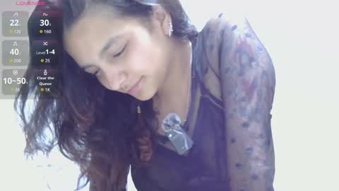 Snapshot of garou420 chatting on 19, 12, 2025 GAROU online show from 19, 12, 2025