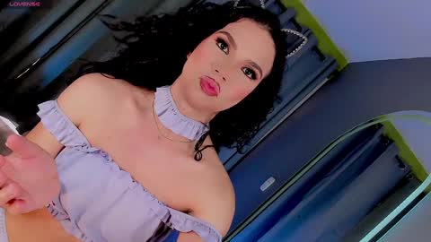 Vnecis Marn online show from 5, 1, 2025