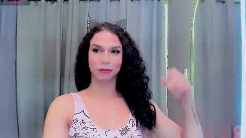 Vnecis Marn online show from 5, 3, 2025