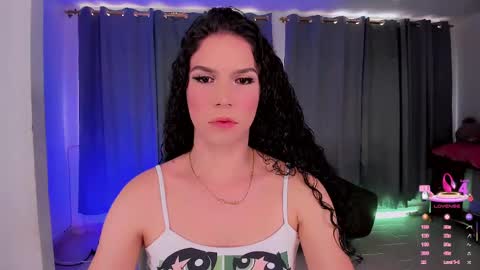Snapshot of gatitavenecis1 chatting on 13, 4, 2026 Vnecis Marn online show from 13, 4, 2026