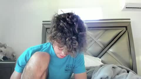 Snapshot of gayndepressed chatting on 26, 9, 2025 Trace online show from 26, 9, 2025