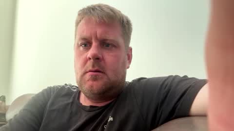 gaznaylor1986 online show from 8, 11, 2025