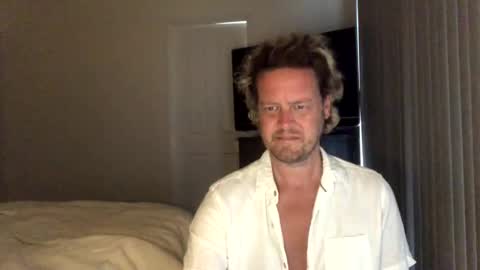 Snapshot of gcsurfer81 chatting on 2, 12, 2024 gcsurfer81 online show from 2, 12, 2024