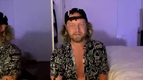 Snapshot of gcsurfer81 chatting on 10, 10, 2025 gcsurfer81 online show from 10, 10, 2025