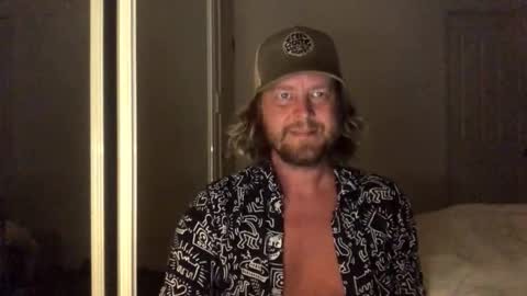 Snapshot of gcsurfer81 chatting on 22, 10, 2025 gcsurfer81 online show from 22, 10, 2025