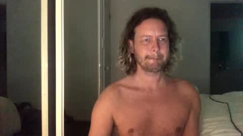 Snapshot of gcsurfer81 chatting on 31, 10, 2025 gcsurfer81 online show from 31, 10, 2025