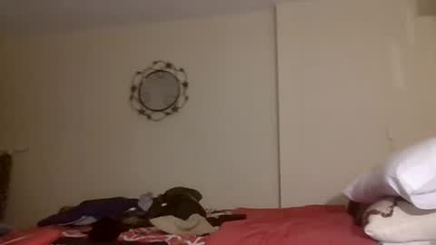 Snapshot of gcurvy35 chatting on 4, 1, 2025 gcurvy35 online show from 4, 1, 2025