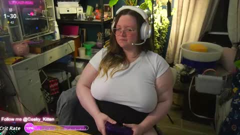 Snapshot of geeky_kitten chatting on 26, 9, 2025 Geeky Kitten Leina -  online show from 26, 9, 2025