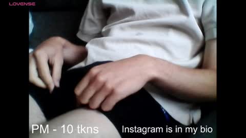 Snapshot of geil123569551 chatting on 17, 6, 2026 geil123569551 online show from 17, 6, 2026