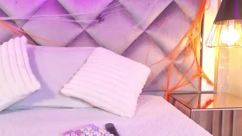 Snapshot of gemma_sm chatting on 21, 10, 2025 Maria  online show from 21, 10, 2025