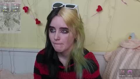 Ilona online show from 24, 10, 2025