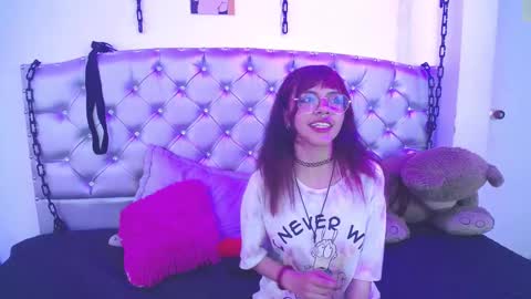 Snapshot of genesis_rea_ chatting on 8, 1, 2025 genesis_rea_ online show from 8, 1, 2025