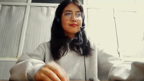 Lily online show from 6, 2, 2026