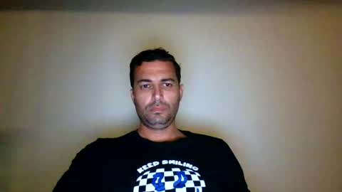 Snapshot of genteldevil chatting on 18, 10, 2025 genteldevil online show from 18, 10, 2025