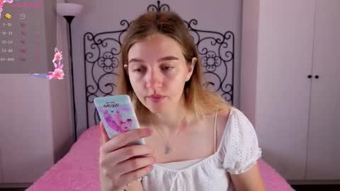 Snapshot of gentle_girls chatting on 29, 9, 2025 Ksu and Lera online show from 29, 9, 2025