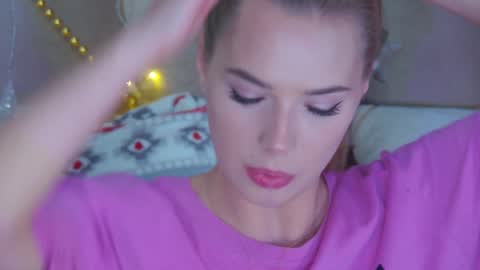 Snapshot of gentlerossi chatting on 17, 12, 2024 GentleRossi online show from 17, 12, 2024