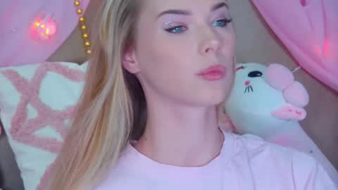 Snapshot of gentlerossi chatting on 4, 3, 2025 GentleRossi online show from 4, 3, 2025