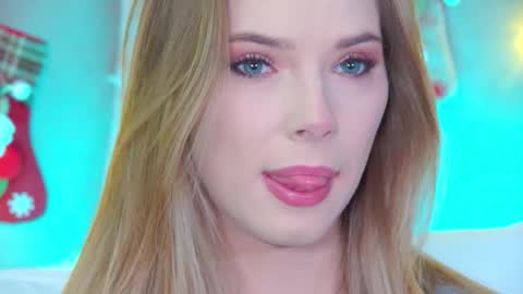 Snapshot of gentlerossi chatting on 25, 11, 2025 GentleRossi online show from 25, 11, 2025