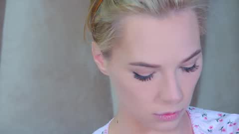 Snapshot of gentlerossi chatting on 18, 12, 2025 GentleRossi online show from 18, 12, 2025