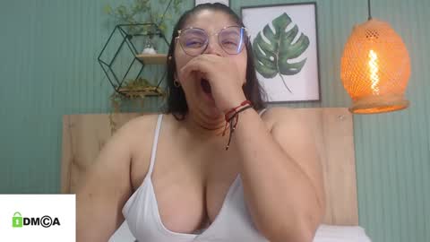 Snapshot of george_jonnes69 chatting on 12, 1, 2025 Geo J online show from 12, 1, 2025
