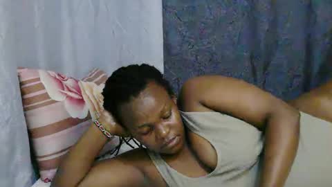 Snapshot of georgeous_kimberly chatting on 19, 9, 2025 georgeous_kimberly online show from 19, 9, 2025