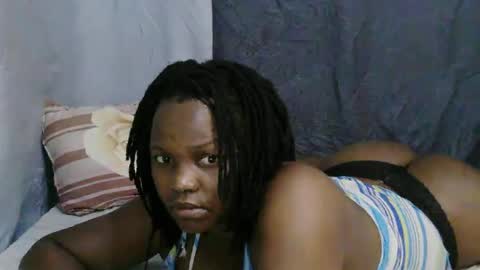 Snapshot of georgeous_kimberly chatting on 3, 10, 2025 georgeous_kimberly online show from 3, 10, 2025