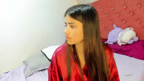 Snapshot of georgia_oli chatting on 3, 12, 2024 georgia_oli online show from 3, 12, 2024