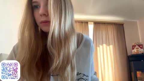 Chloe online show from 11, 9, 2025
