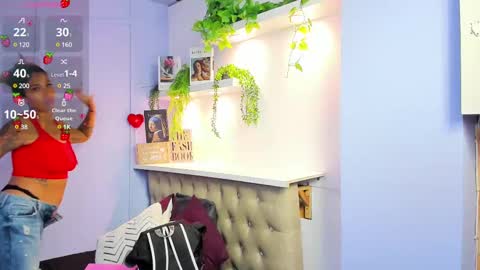 Snapshot of georgina_coule chatting on 1, 3, 2025 Georgina Coule online show from 1, 3, 2025