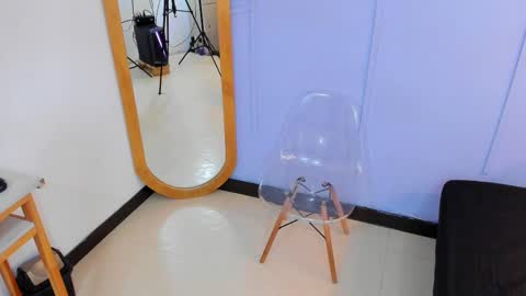 Snapshot of georgina_coule chatting on 5, 3, 2025 Georgina Coule online show from 5, 3, 2025