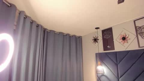 Snapshot of georgina_sensuelle chatting on 28, 3, 2026 Georgina online show from 28, 3, 2026