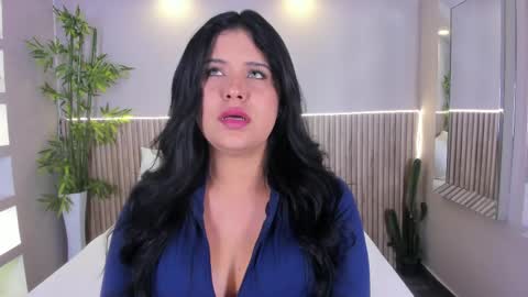 GeorginaReyes  online show from 23, 4, 2026