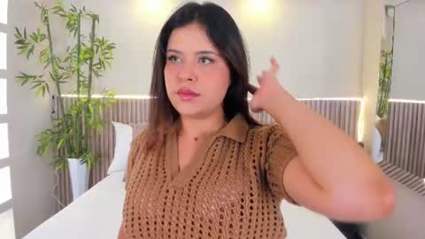 Snapshot of georginareyes chatting on 25, 6, 2026 GeorginaReyes online show from 25, 6, 2026