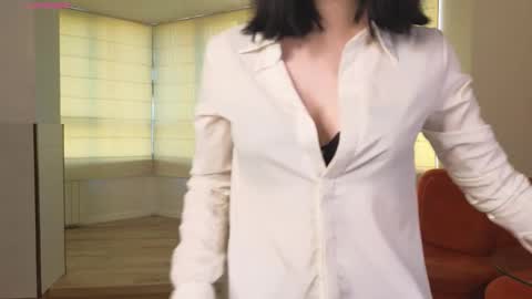 My name is Kelly online show from 4, 10, 2025