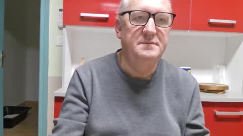 gerardlp131313 online show from 1, 11, 2025